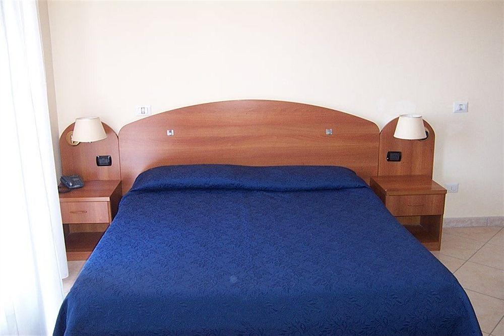 Hotel Solidago Arma di Taggia Zewnętrze zdjęcie